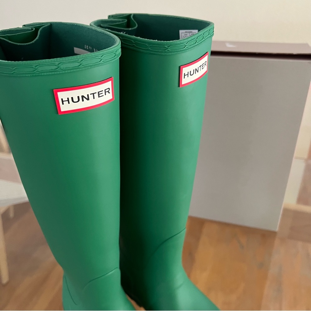 Hunter Boots - Picture 2 of 5